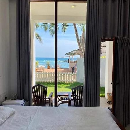 Turtle Beach House Batigama Esterno foto