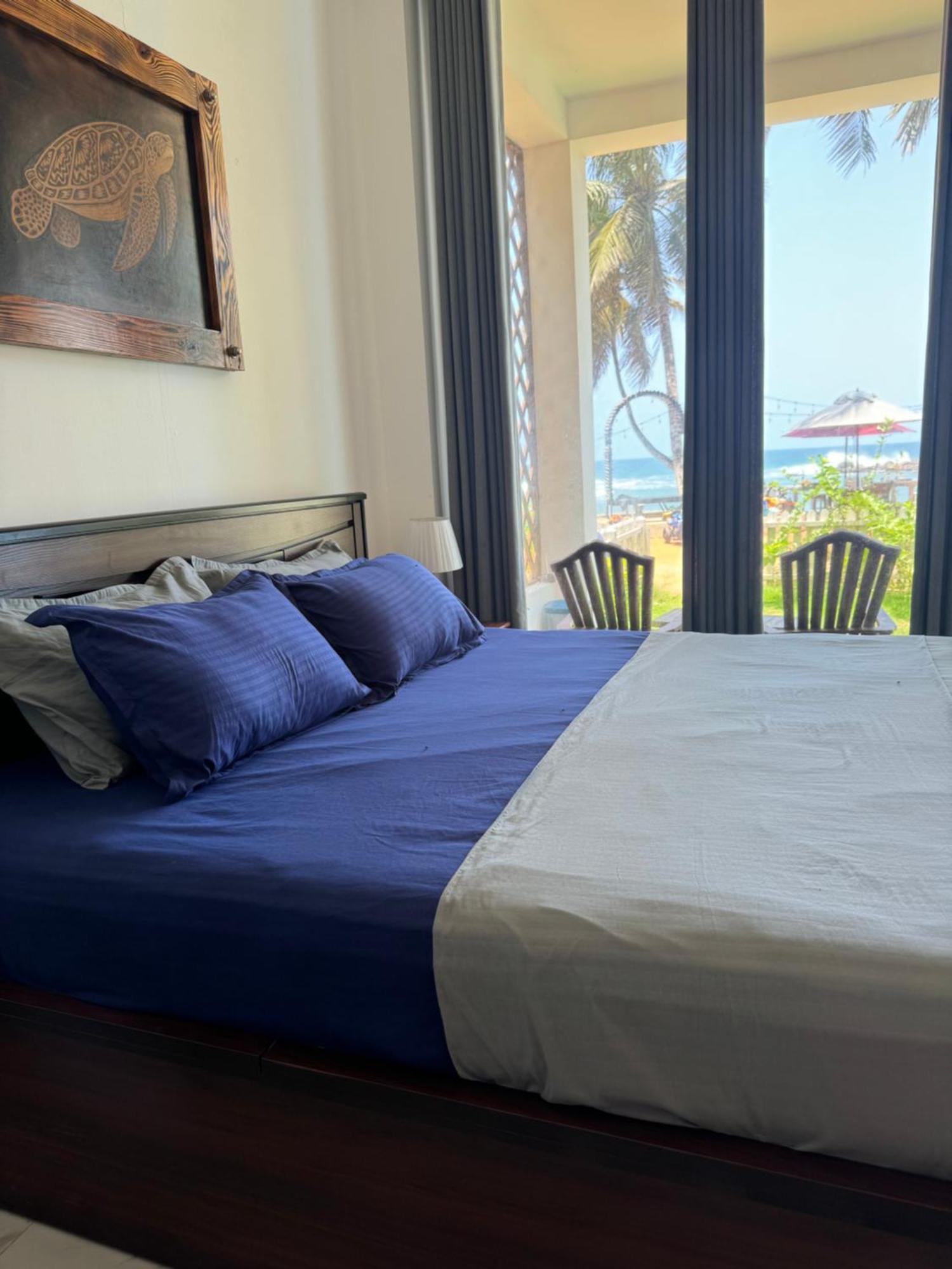 Turtle Beach House Batigama Esterno foto